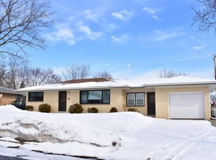 9108 W Holt Ave, Milwaukee, WI 53227