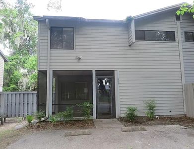 (Undisclosed Address), Gainesville, FL, 32601