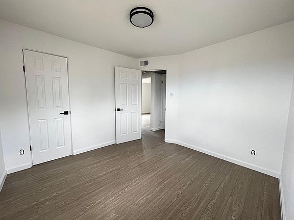 4th image of 3045 W Center Ave #3