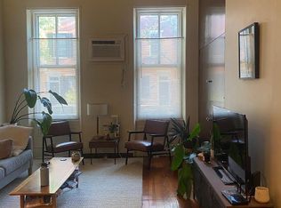 2029 Pine St #1F, Philadelphia, PA 19103