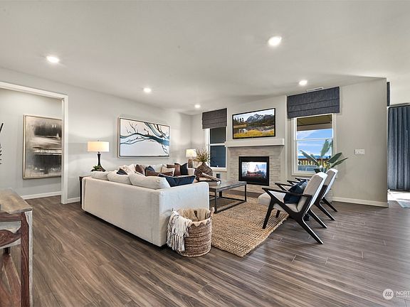 4th image of 5431 Lonicera Drive