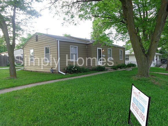 1st image of 753 N 77th Ave