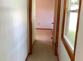 2743 Edgewood St, Portage, IN 46368
