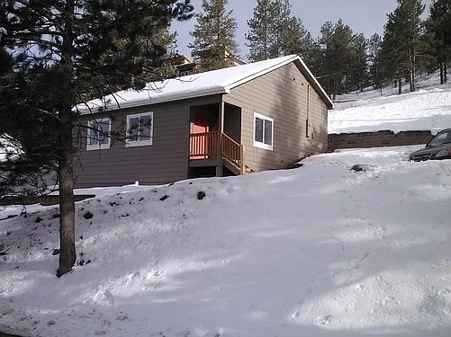 3 bed, 1081 sqft, $2,400 — Photo 2