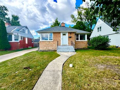 52 N 6th Ave, Des Plaines, IL, 60016