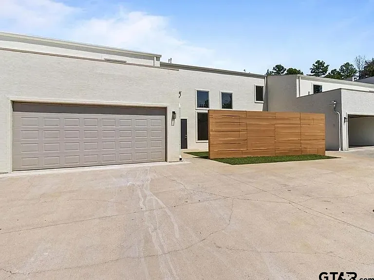 1212 Centennial Trl #A — Photo 11