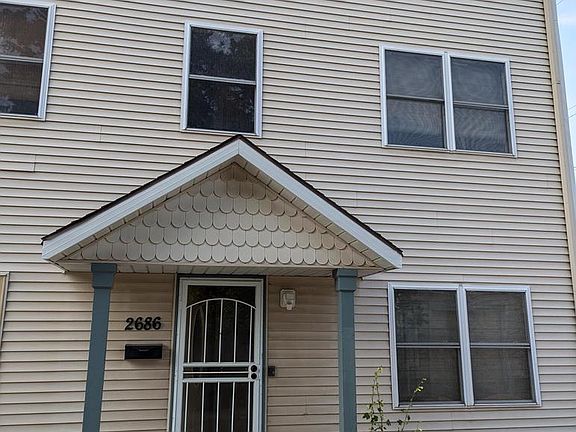 4th image of 2686 N Humboldt BOULEVARD