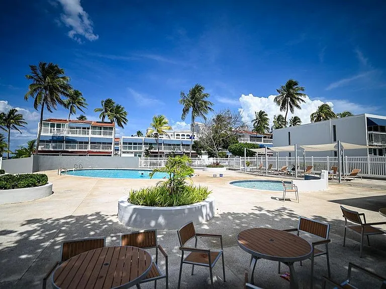 1 Villas De Plz #O5 — Photo 28