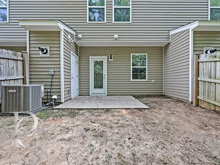183 Northwood St — Photo 28