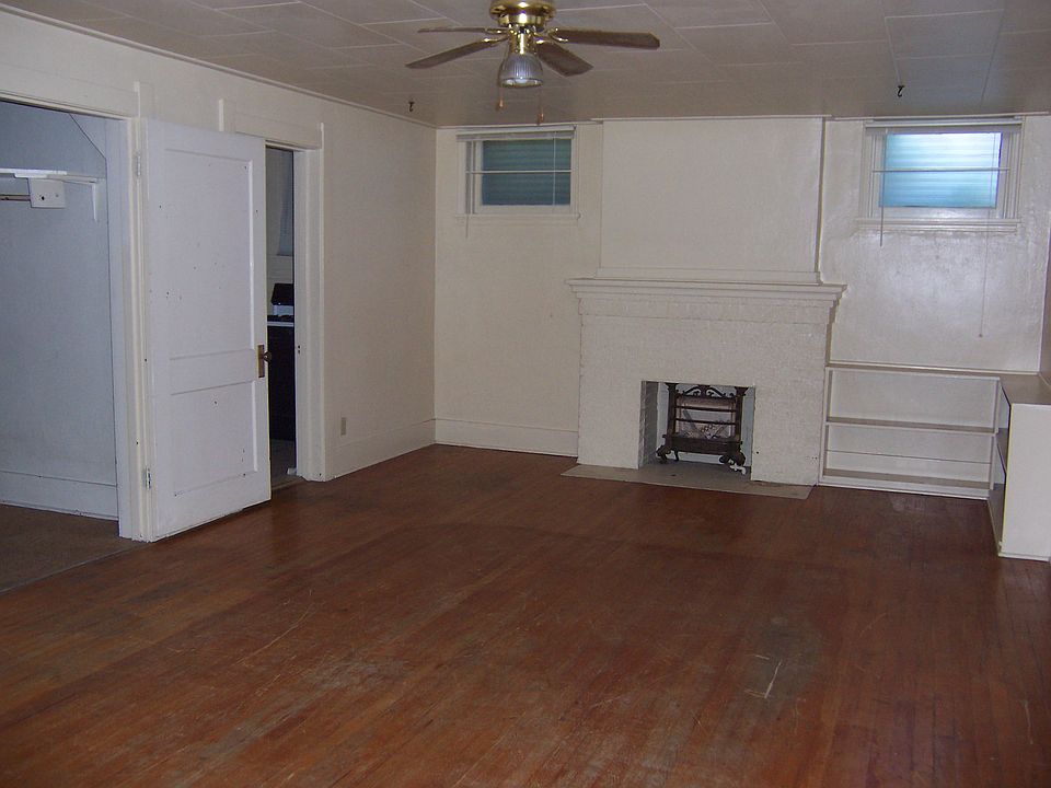 2nd image of 417 E 5th St APT 1