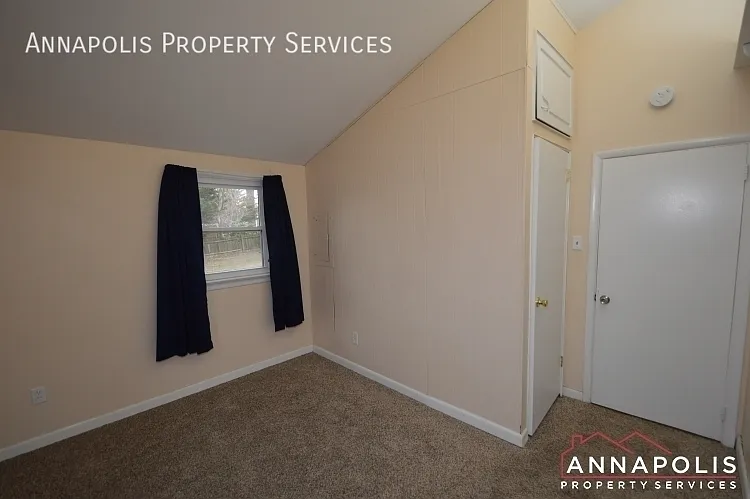1066 Broadview Dr — Photo 21