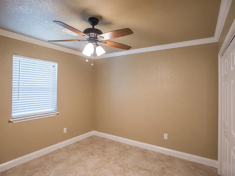3801A Windwood Lane — Photo 11
