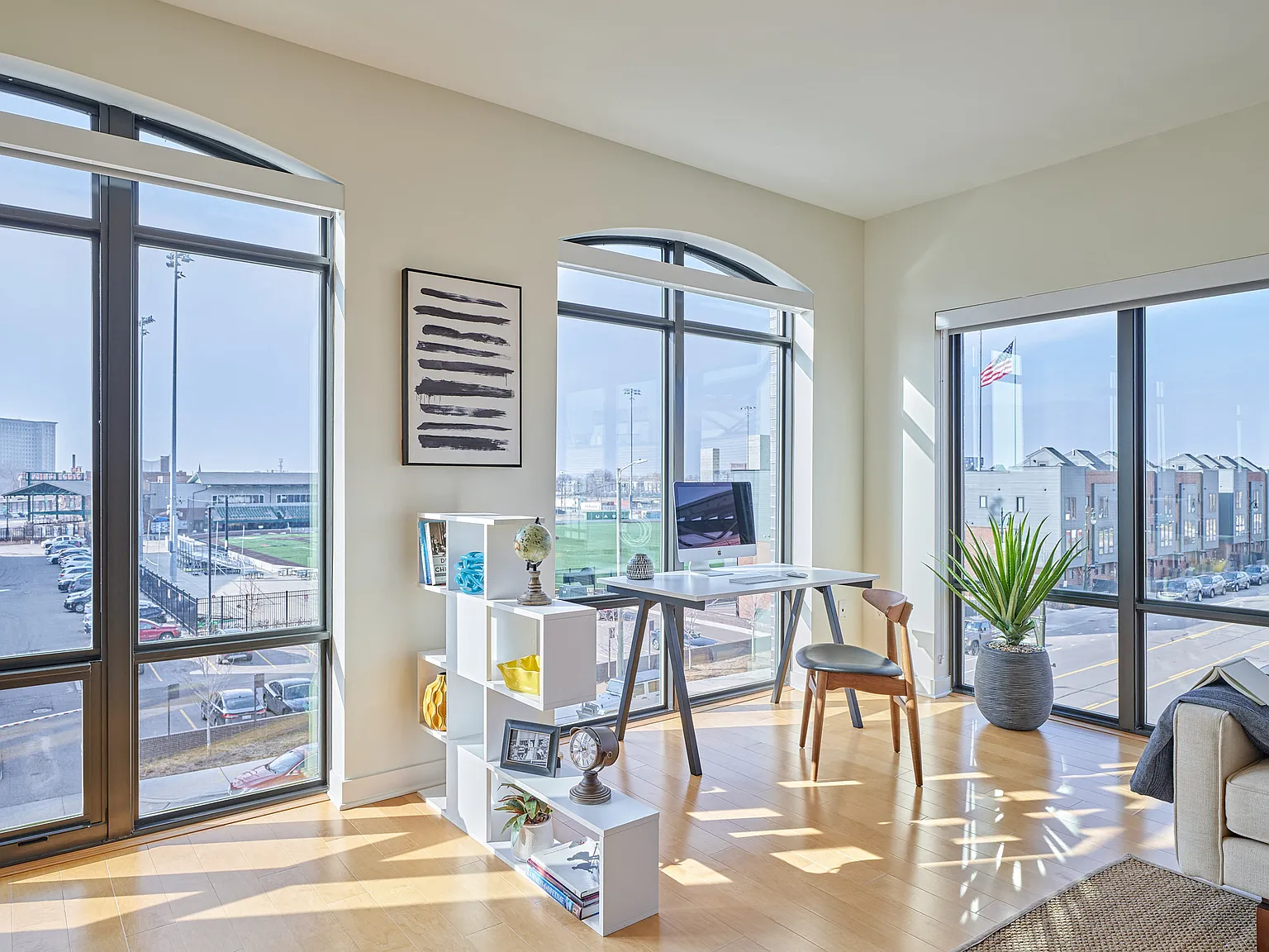Elton Park Corktown Apartments — Photo 2