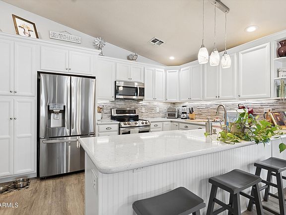 2nd image of 310 N MOGOLLON Trail