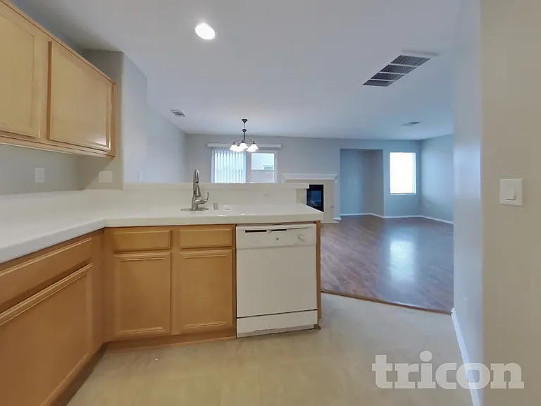 1431 Bittersweet Dr #A — Photo 7