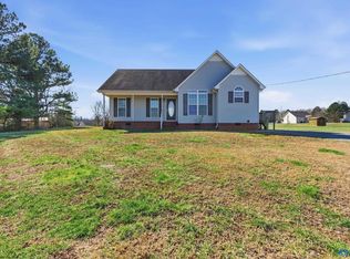 201 Koonce Ln, Fayetteville, TN 37334