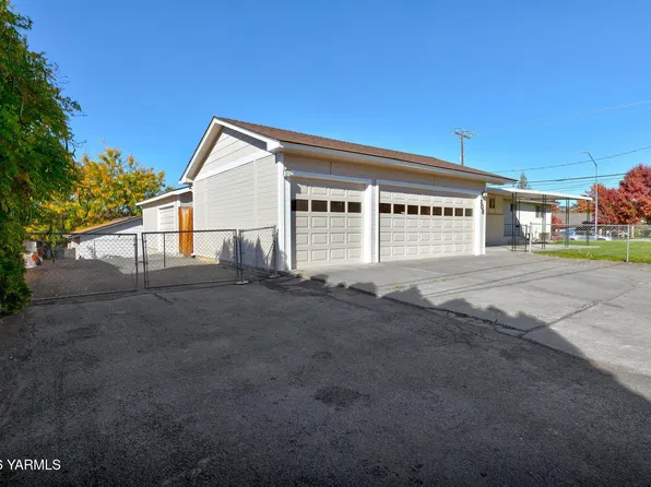 608 S 71st Ave, Yakima, WA 98908