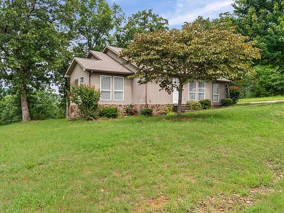 3rd image of 190 Hill Creek Rd