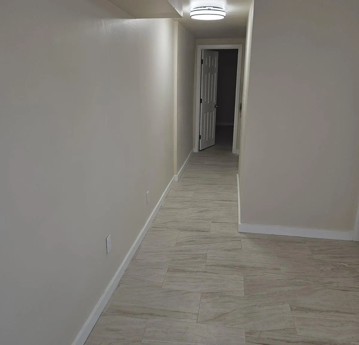 2 bed, 650 sqft, $1,500 — Photo 2