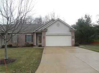 9404 Huntshire Ave NW, North Canton, OH 44720