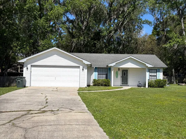 121 Innerlake Ln, Kingsland, GA 31548