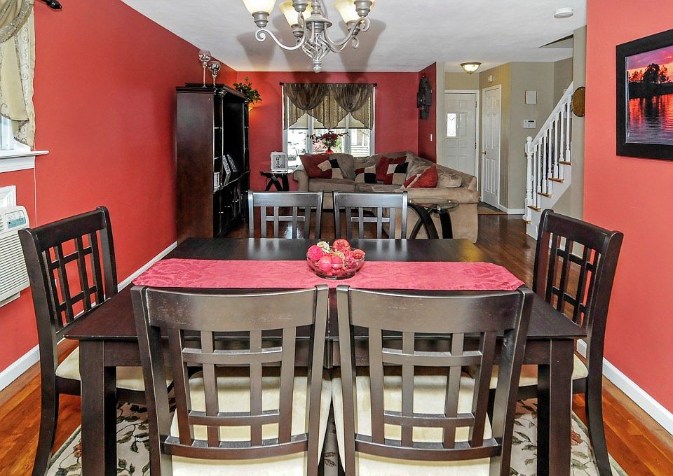 1st image of 48 Ladd Ave