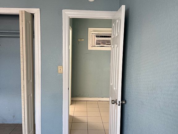 4th image of 101 S Howard St APT 14