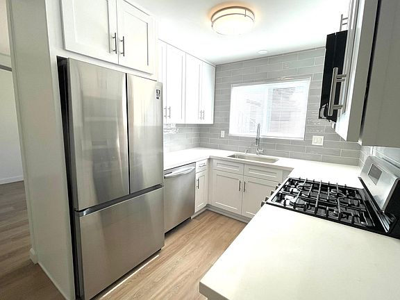 2nd image of 4155 Texas St #4