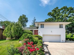 80 Merry Ln, Jericho, NY 11753