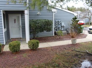 32 Rambling Meadows Ct, Tinton Falls, NJ 07724