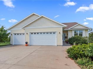 E9271 570th Ave, Elk Mound, WI 54739