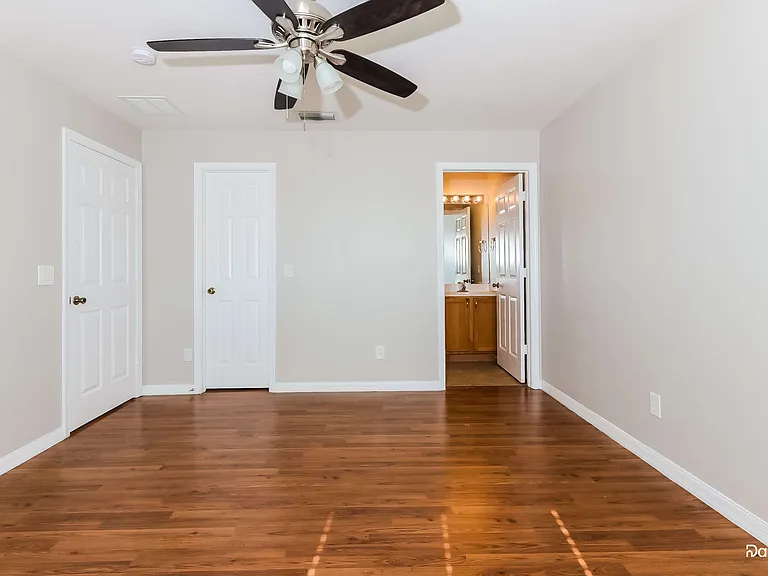 2257 SW Matheson Ter — Photo 12
