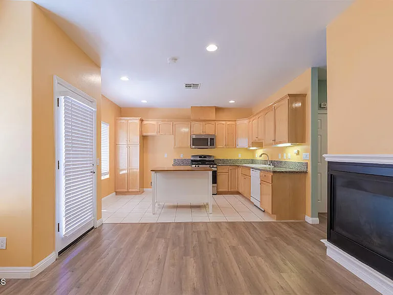 4516 Ramsdell Ave #103 — Photo 9