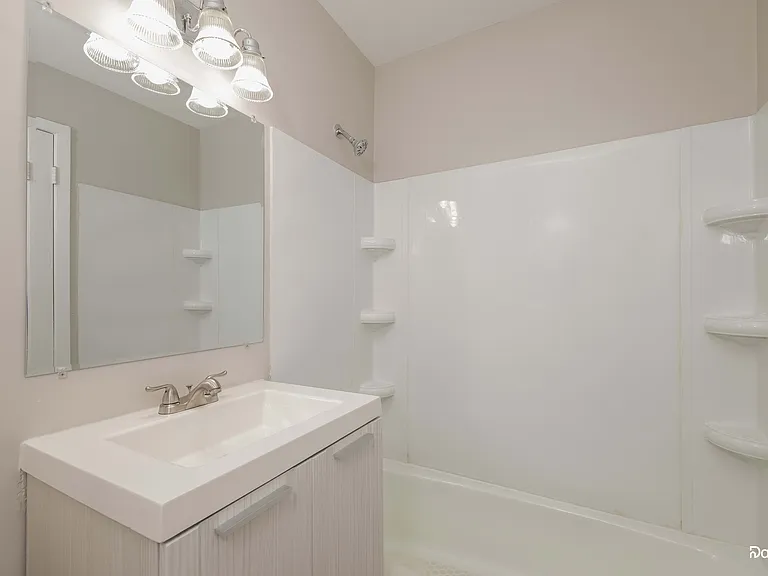 4222 Oak Ridge Dr — Photo 9