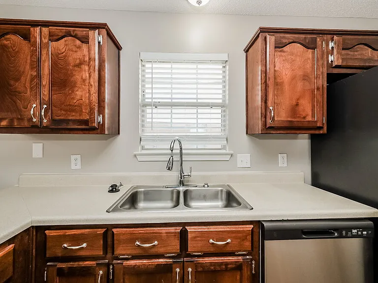 1044 Cross Wood Ln #A1 — Photo 7