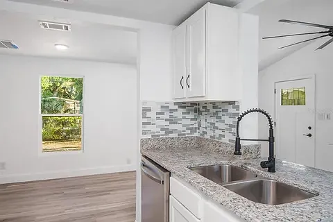 4804 71st St N — Photo 2