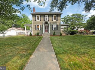 594 Orchard Rd, Carneys Pt, NJ 08069