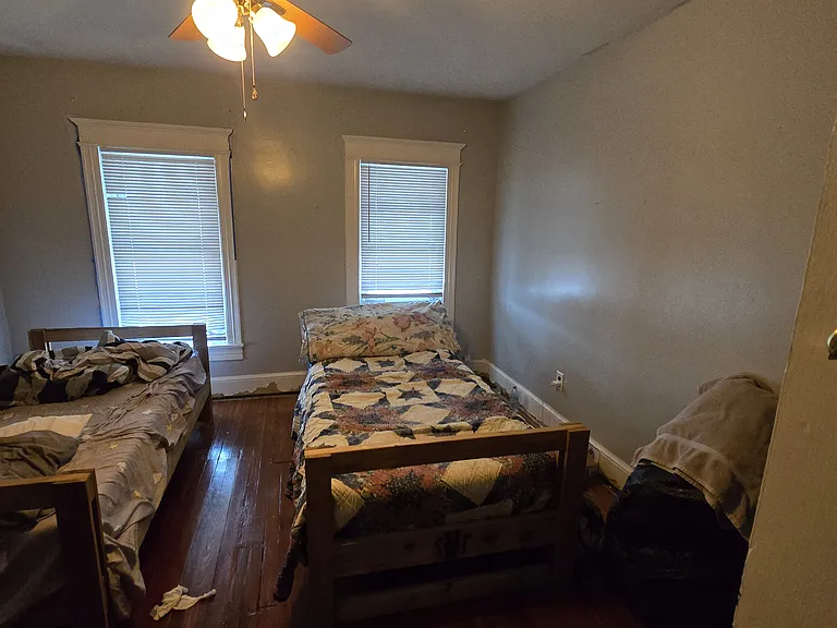 601-603 W Main St #2 — Photo 16