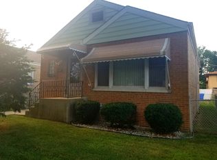 6904 W Farragut Ave, Chicago, IL 60656