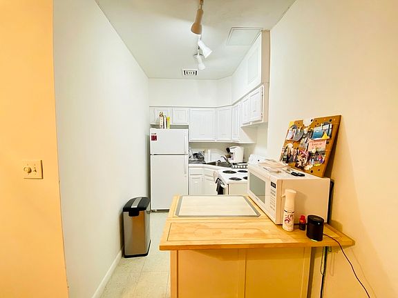 2nd image of 232 E 12th St APT 1D
