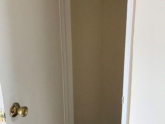 2nd image of 14943 35th Ave APT 1E