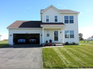 506 S Hahn Dr, Cortland, IL 60112