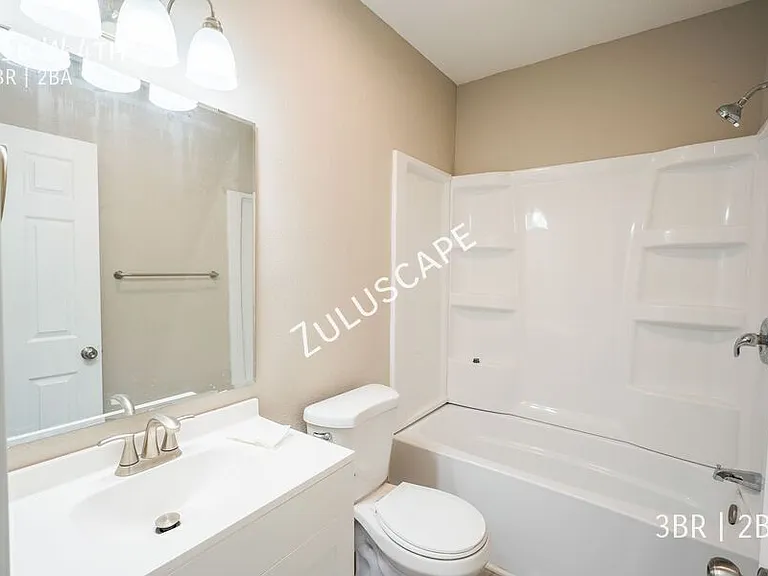 516 W 4th St — Photo 12