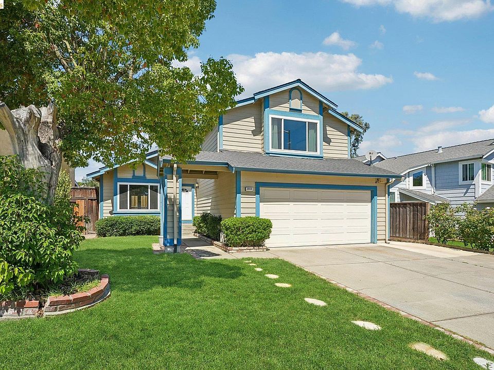 1st image of 2840 Honeysuckle Cir