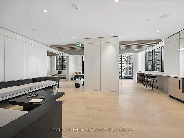 110 Broadway Ave #2113S — Photo 27