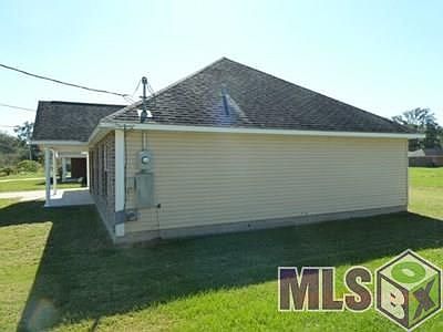 3rd image of 1406 Saint Francis Ln