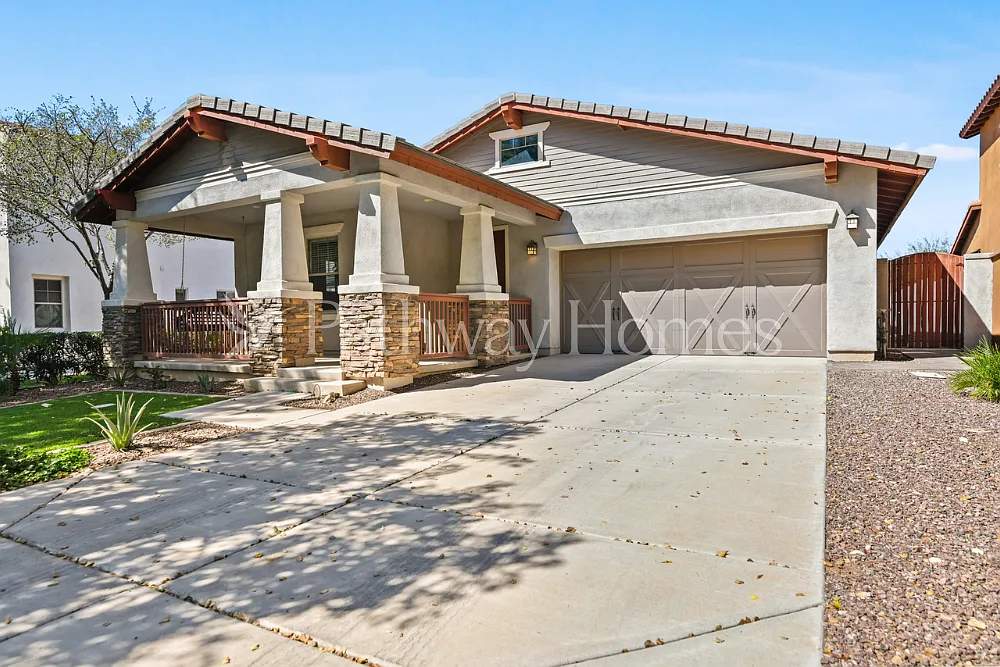 Photo 2 of 20 - 20996 W White Rock Rd - Buckeye, AZ Building Photo - 20996 W White Rock Rd