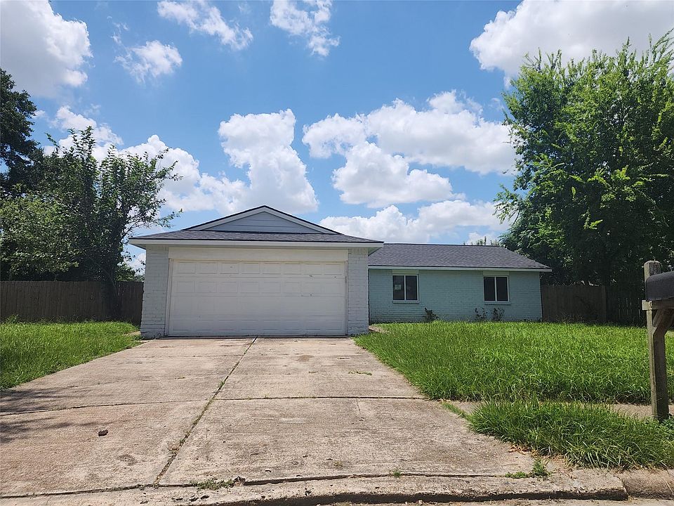 1st image of 7819 Martin Wood Ln