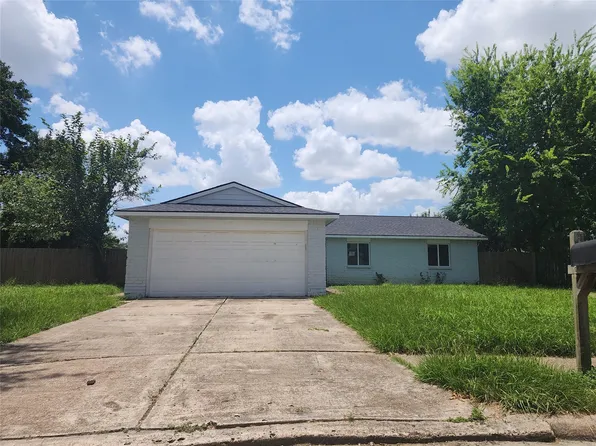 7819 Martin Wood Ln, Houston, TX 77086