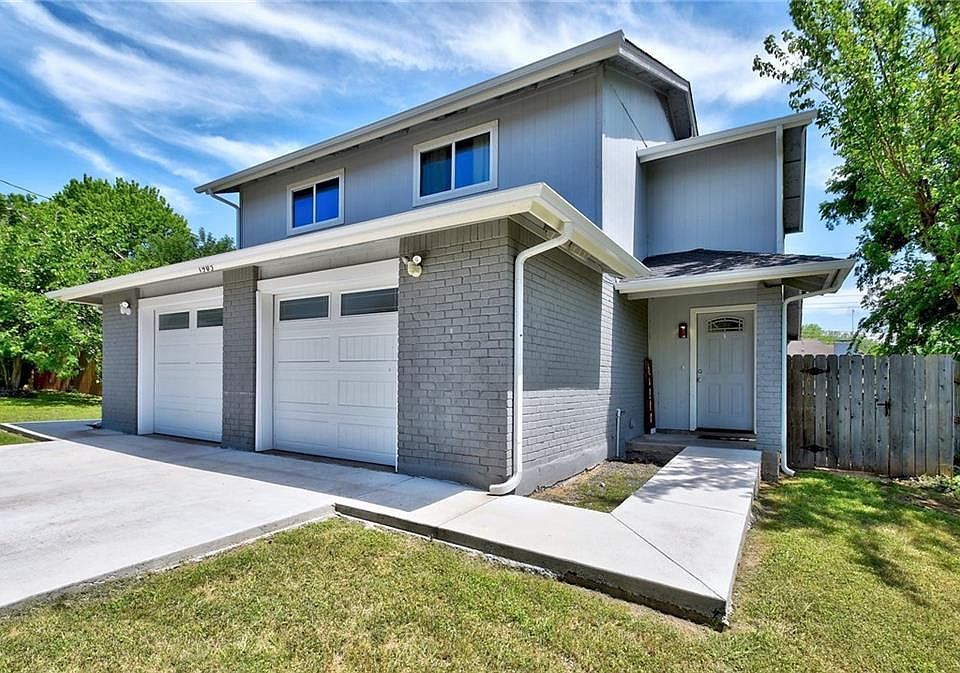 1st image of 1905 Townesouth Cir #B